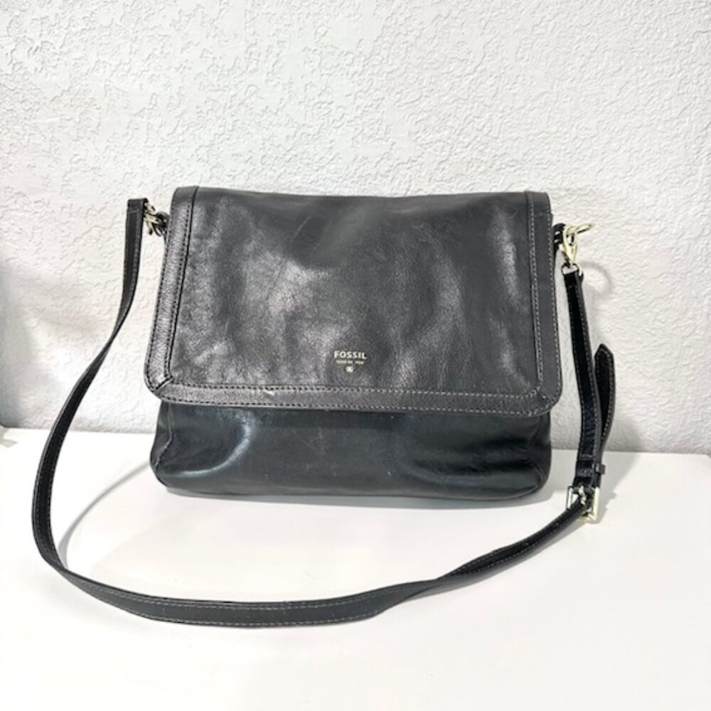 Fossil Leather Shoulder Purse Issue No. 1954 Black Gold Accents Adjustable Strap